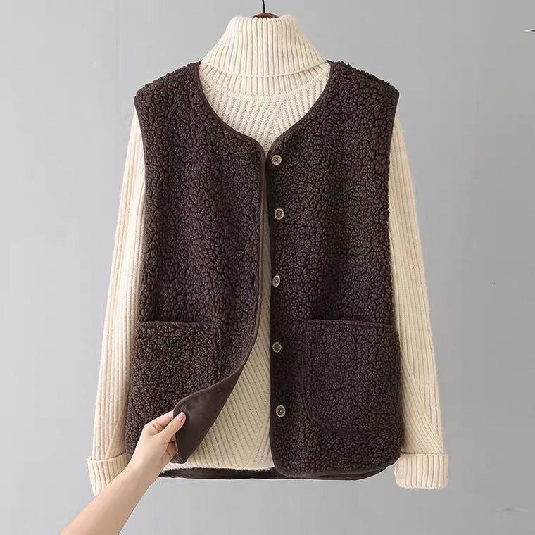 Élodie – Classic Knit Cardigan