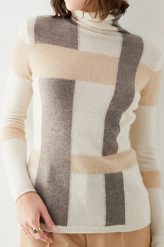 Linda - Colour-Block Turtleneck Sweater